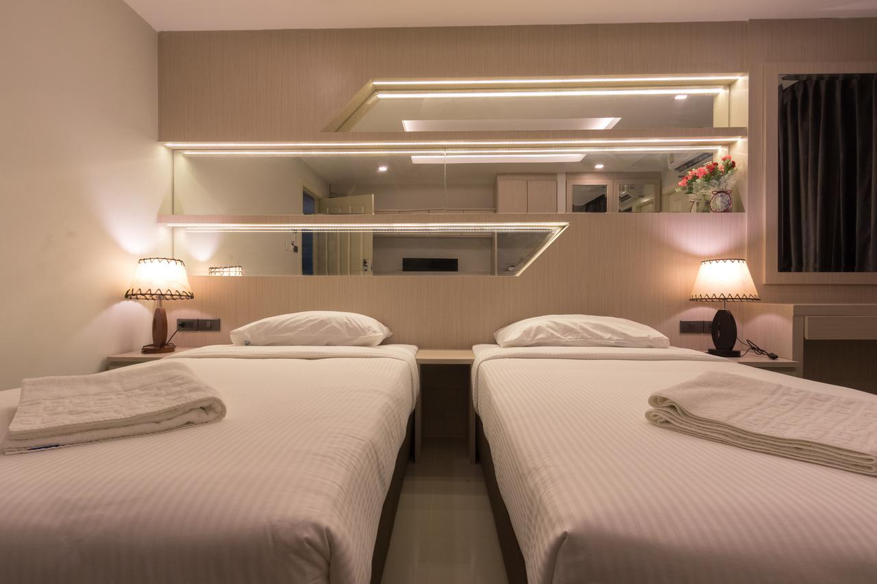 B-Your Home Hotel Don Mueang Airport Бангкок Экстерьер фото Deluxe Room